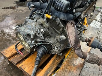 Motor Land Rover Freelander 2.0 d 82 kw - 8
