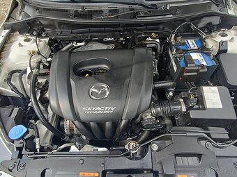 Mazda2 - 8