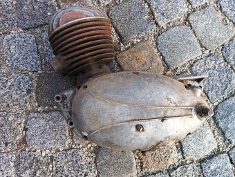 Motor ČZ 125 T - 8