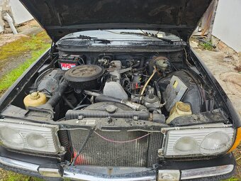 MERCEDES 300D W123 - 8