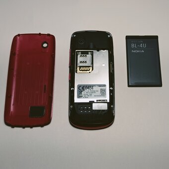 Nokia 300 Asha, RM-781, mobilní telefon - 8