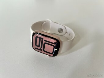 Prodám párkrát použité Apple Watch Series 10 42mm rose gold - 8