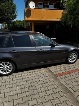BMW E91, r.v. 2008 – po servisu, STK 1/26, alu 17” - 8
