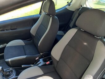 Prodám Peugeot 207 1,4 70kw, benzín, manuál - 8