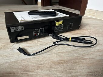 CD přehrávač Technics SL-PG520A vč. DO - 8