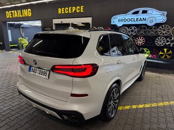 BMW X5 xDrive 40i M paket Vzduch ČR - 8