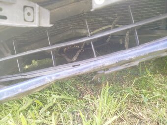 RENAULT LAGUNA (na díly/opravu) - 8