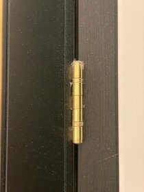 Dveře, regály, police, vitríny - 8