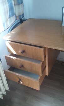 Stůl počítačový - 8