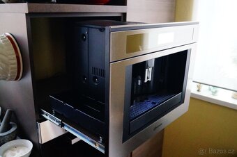 Vestavný kávovar Bauknecht KMT 9145 PT - 8