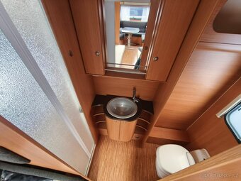 Adria Adora 542UT - TOP stav, podélné postele - 8