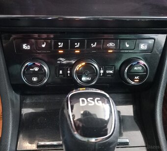 ŠKODA SUPERB 3 2.0TDi .110kW DSG.Full . LED / Face - 8