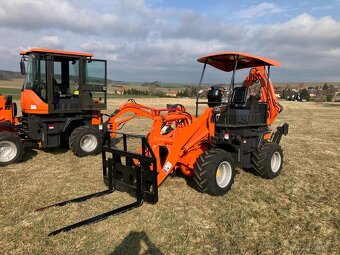 TRAKTORBAGR JM08 NAKLADAČ+MINIBAGR 4x4 - 8