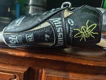 Hokejové brusle - 8