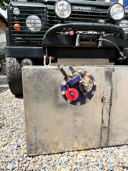 pridavna nerez nadrz LR Defender 110/130 - 8