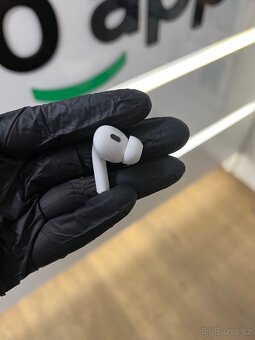 Apple AirPods Pro 2 Generace (Lightning) - 8