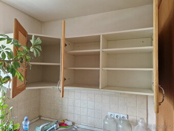 Kuchynská linka vč. spotřebičů - 8