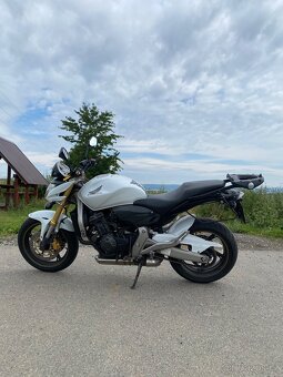 Honda CB600F - 8