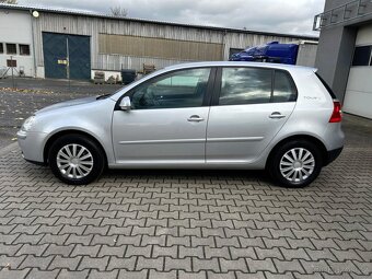 Volkswagen Golf 1.6 MPi - 8