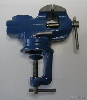 Svěrák otočný 60mm – 8 ks + 6 ks nový - 8