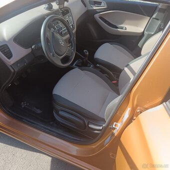 Hyundai i201.2i 62kW 2015 1.MAJITEL v ČR 146t.km - 8