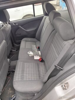 Škoda Octavia kombi 1,6 - nepojízdné - 8