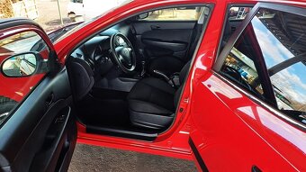 hyundai i30 1.4 benzin ( top stav ) - 8