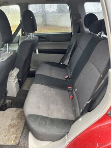 Subaru forester SG 2.0 116kw , manuál - 8