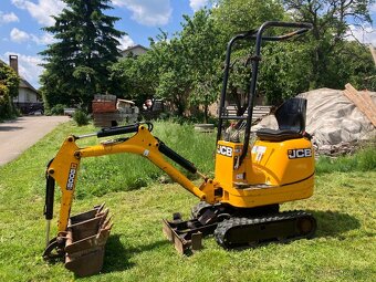 Prodám JCB 8008 CTS - 8