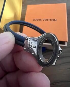 Fendi triko vel.M + náramek Louis Vuitton unisex - 8