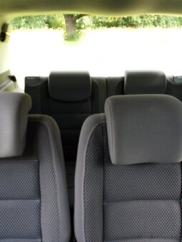 Touran 1.6 tdi 7 míst - 8
