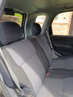 Prodám Daihatsu Terios, r.v. 2005, 63 kW, 4x4, černá - 8