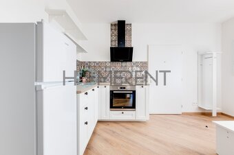 Pronájem bytu 2+1, 40 m² - Praha - Malešice, Bakalářská B - 8