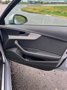 Audi a4b9 - 8