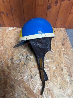 Kokos , helma s kšiltem - 8