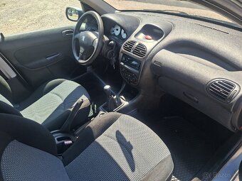 Peugeot 206-1.4i - 8