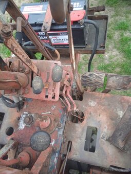 Traktor RS 09 - 8