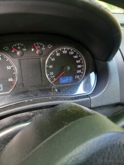 Volkswagen Polo 1,2, benzin, 3 dveř., r.v.2004, 150 t Is. km - 8
