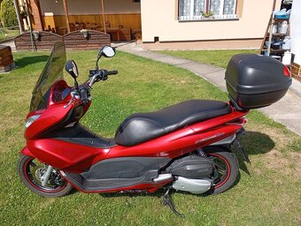 Prodám Honda PCX 150 rok výroby 2012 - 8