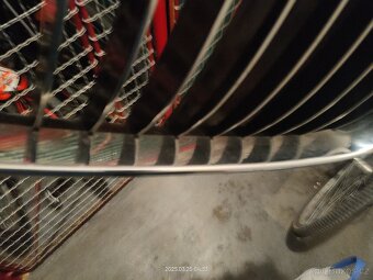 Ledvinky Predni maska bmw e60 - 8