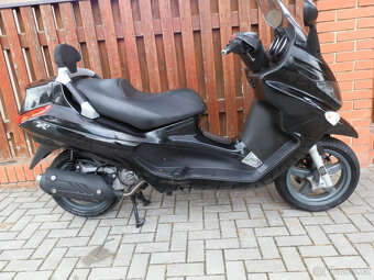 Piaggio X-Evo 125 - 8