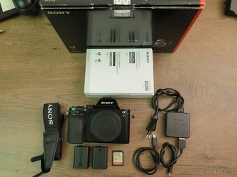 Sony Alpha A7 tělo - 8
