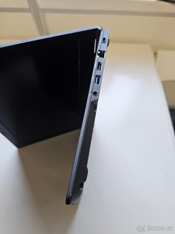 Notebook Fujitsu Lifebook U7410 - 8