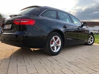 Audi A4B8 - 8