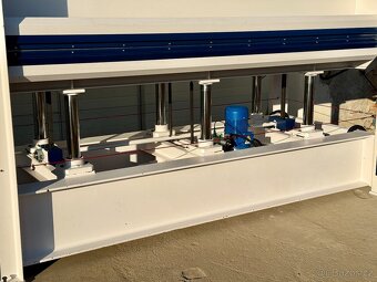 Dýhovací lis OMC MACHINERY PL 105 - olejové vyhřívání - 8