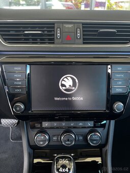Škoda Superb III Combi - 8
