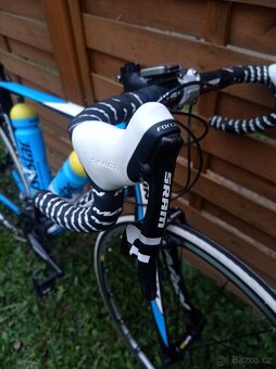 Silniční kolo Marin Stelvio karbon 56 cm jako nové - 8