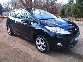 FORD FIESTA 1.4 - 8