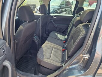 ŠKODA YETI 2,0TDI EDITION XENONY TAŽNÉ - 8