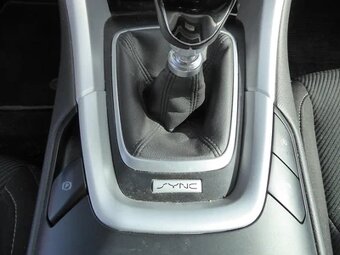 Ford Mondeo Titanium 2.0 TDCi - 8